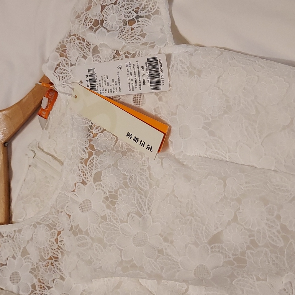 Dress - Picture 3 of 5